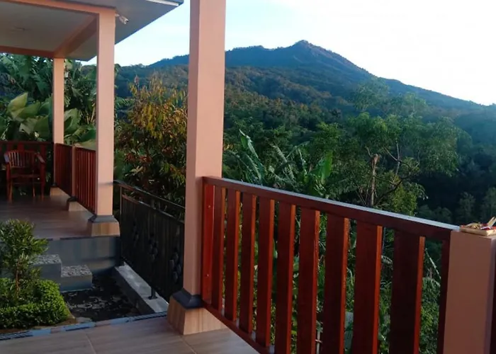 Green Ponci Villa Bedugul ロッジ Selemadeg